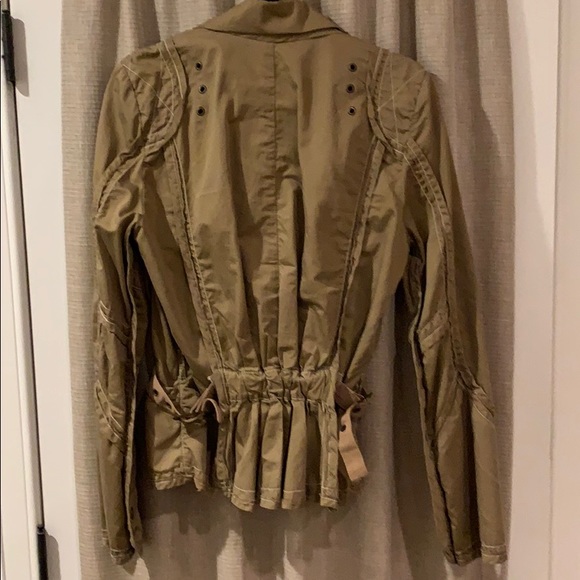 22 twenty two khaki jacket, Size Large. - Picture 5 of 7